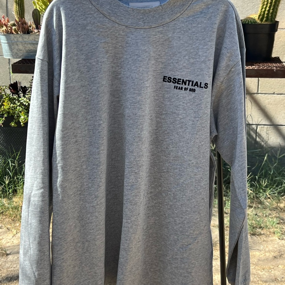 Essential shirt